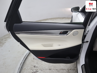 2022 - hyundai grandeur