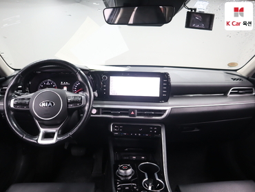 2021 - kia k5