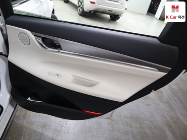 2022 - hyundai grandeur