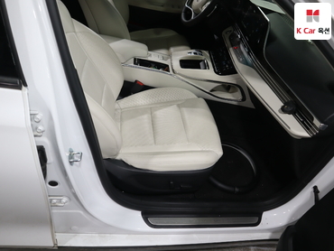 2022 - hyundai grandeur