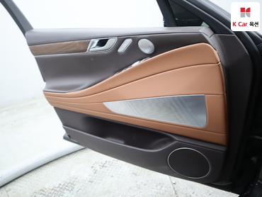 2022 - genesis g80