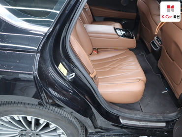 2022 - genesis g80