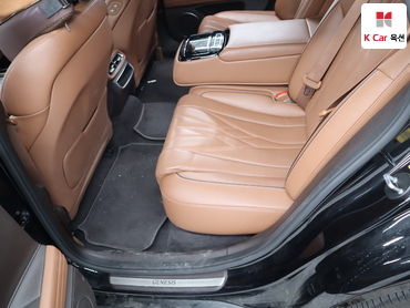 2022 - genesis g80