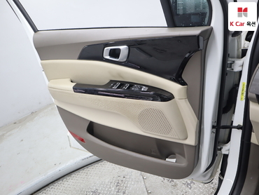 2021 - kia carnival
