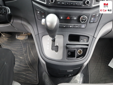 2020 - hyundai grand starex