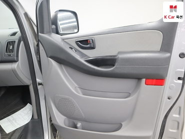 2020 - hyundai grand starex