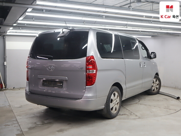 2020 - hyundai grand starex