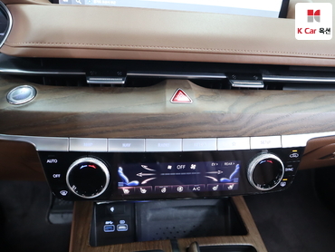 2022 - genesis g80