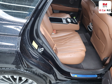 2022 - genesis g80