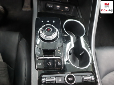 2022 - kia k5