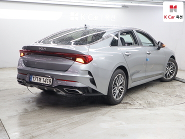 2022 - kia k5