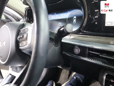 2022 - kia k5