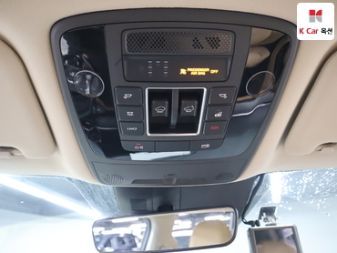 2021 - kia carnival