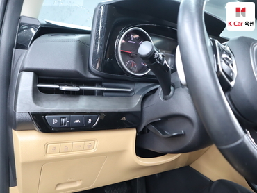 2021 - kia carnival