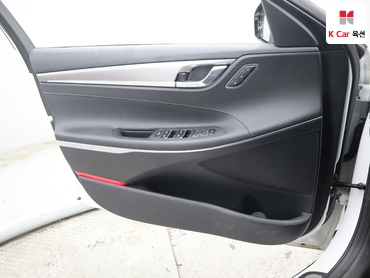 2022 - hyundai grandeur