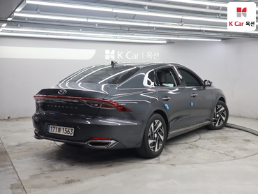 2022 - hyundai grandeur
