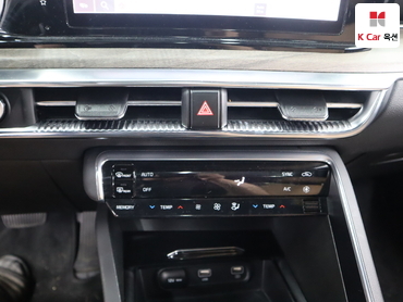 2023 - kia k5