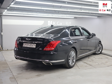 2018 - genesis eq900