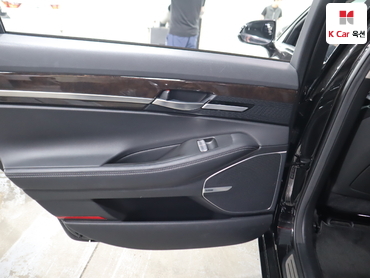 2018 - genesis eq900