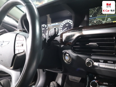 2018 - genesis eq900