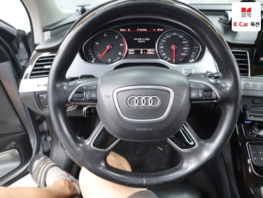 2015 - audi a8