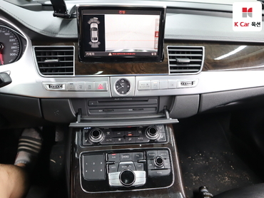 2015 - audi a8