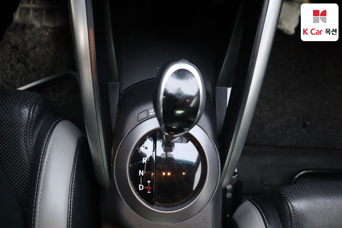 Hyundai Veloster - 15
