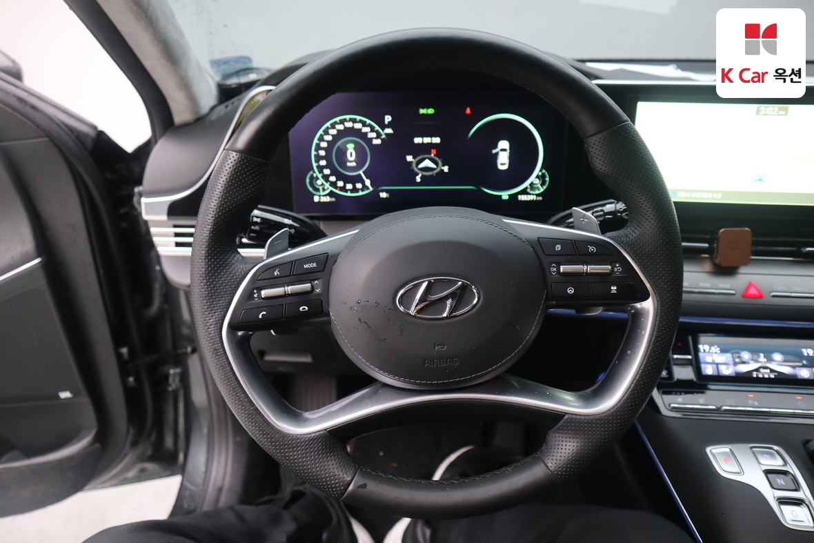 Hyundai Grandeur - 10
