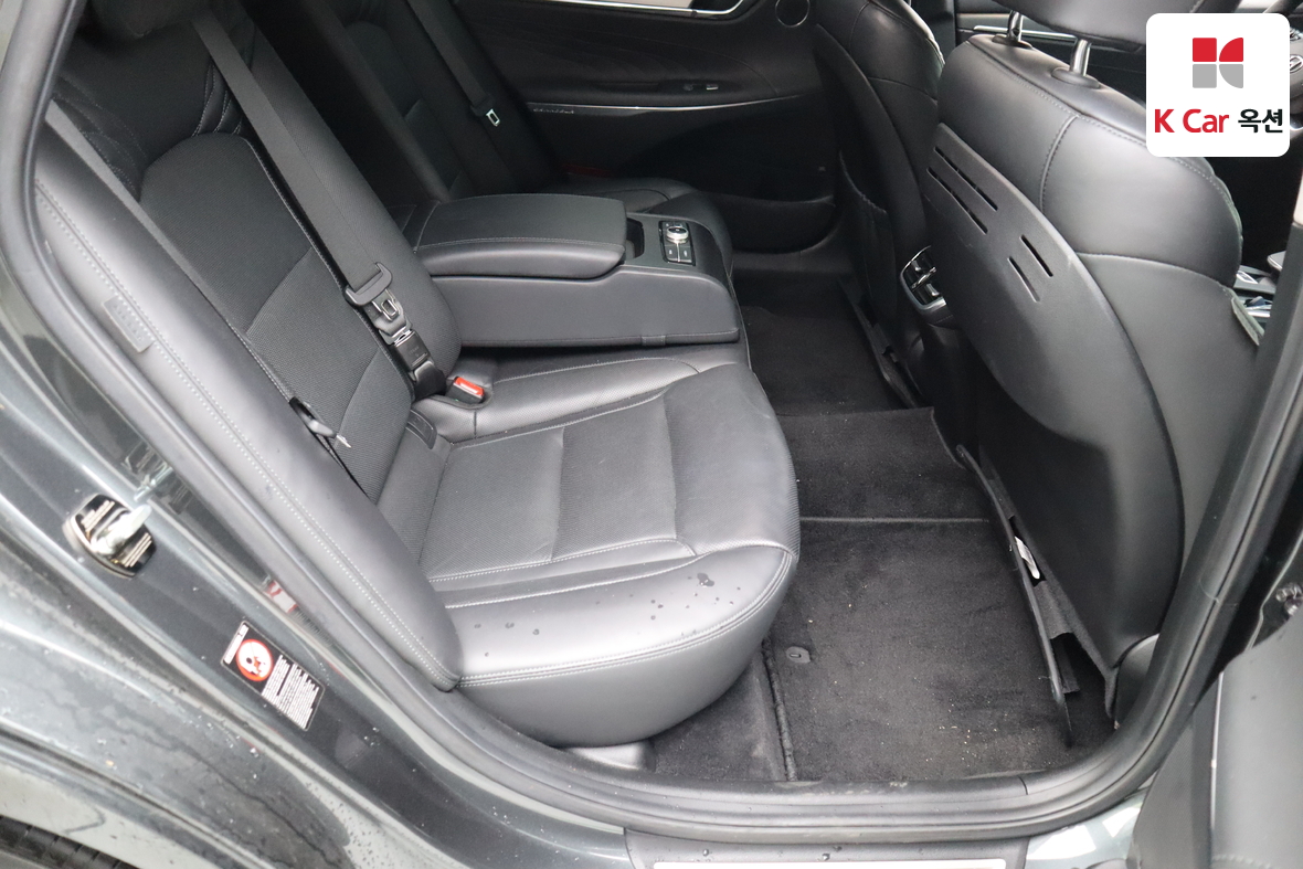 Hyundai Grandeur - 31