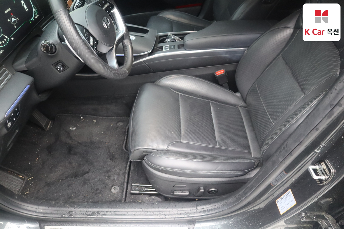 Hyundai Grandeur - 21