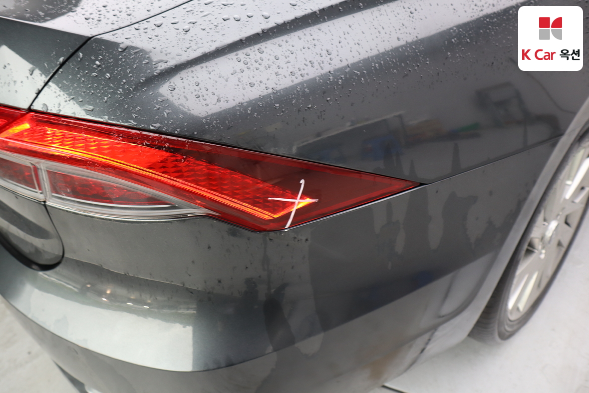 Hyundai Grandeur - 38