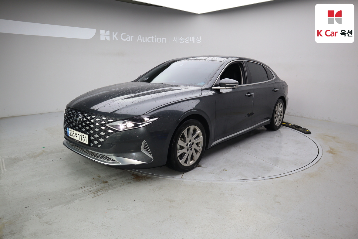 Hyundai Grandeur - 1