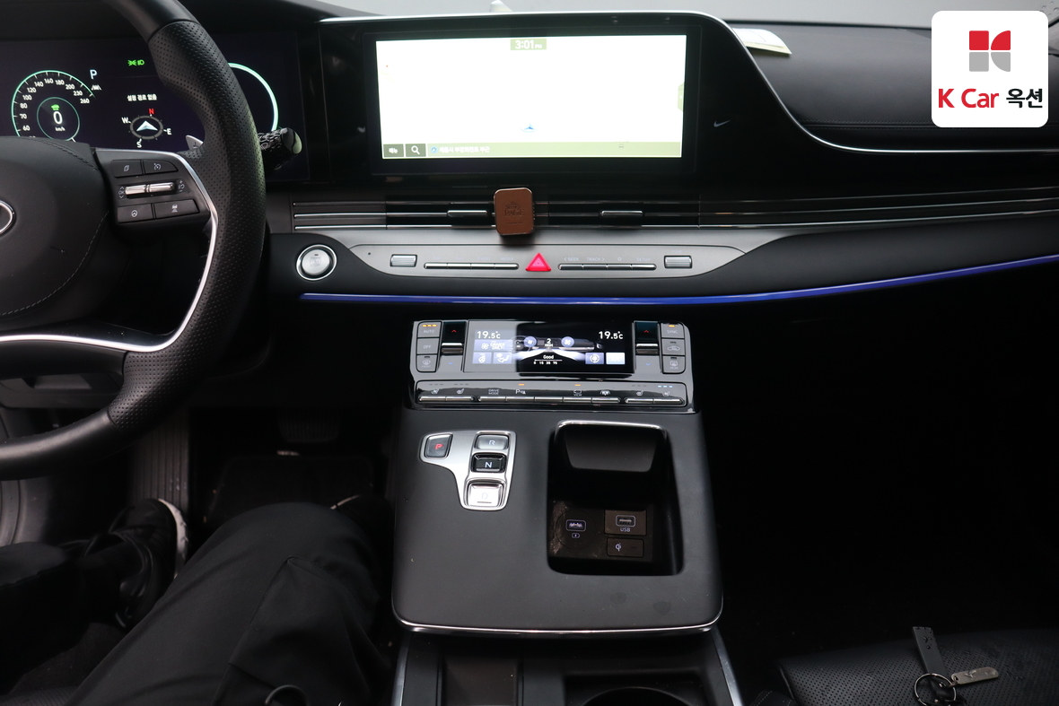 Hyundai Grandeur - 6