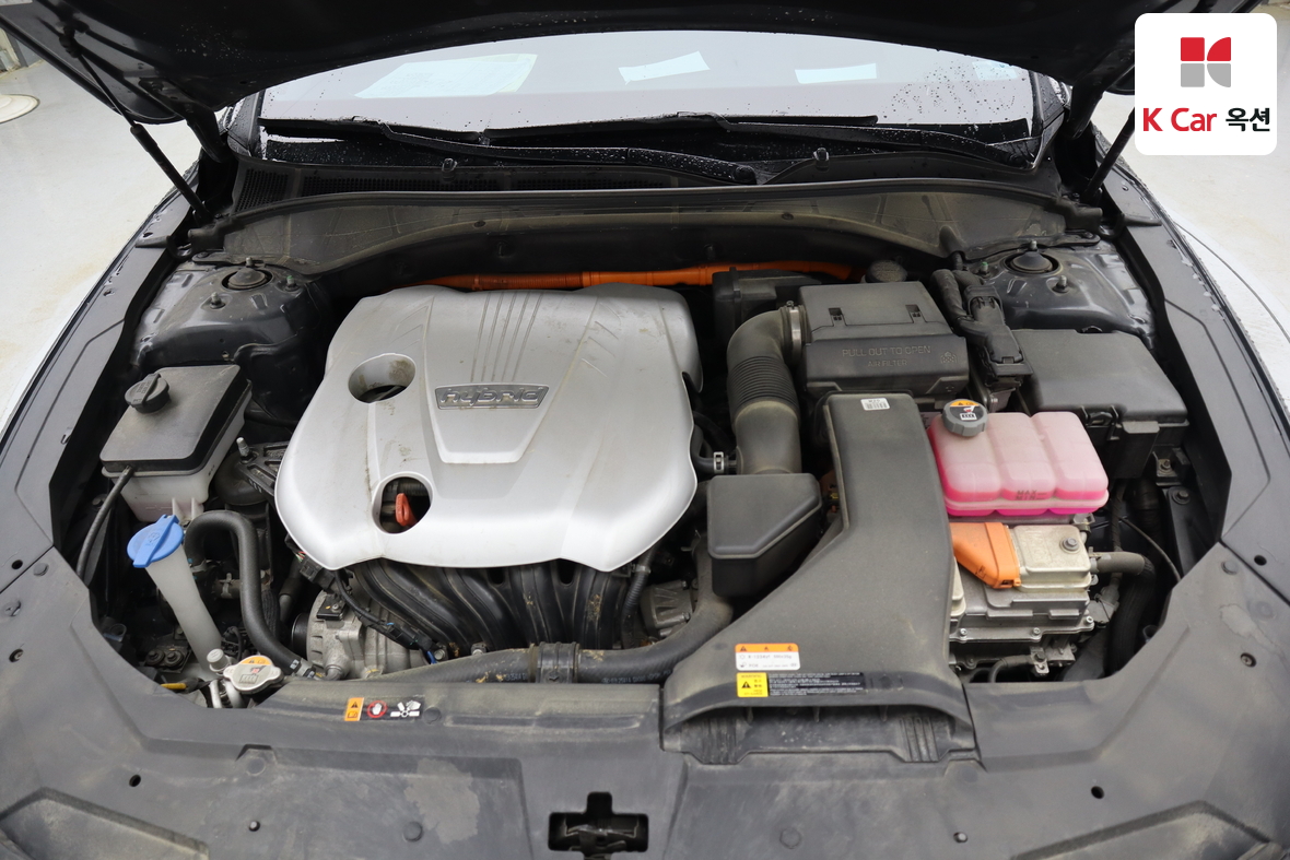 Hyundai Grandeur - 36