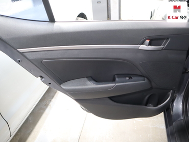 2019 - hyundai avante