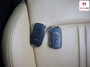 2021 - kia k5