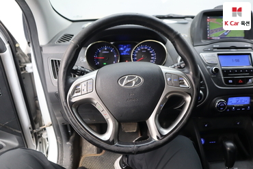 2013 - hyundai tucson