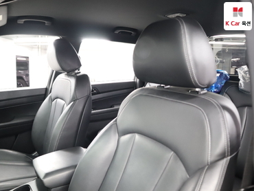 2021 - kgm rexton