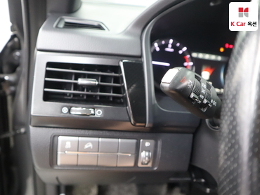 2021 - kgm rexton