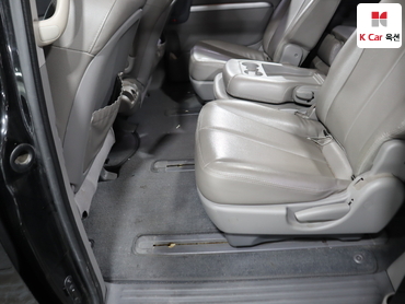 2012 - kia carnival