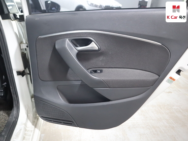 2015 - volkswagen polo