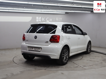 2015 - volkswagen polo