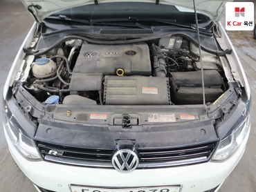 2015 - volkswagen polo