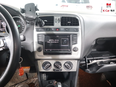 2015 - volkswagen polo