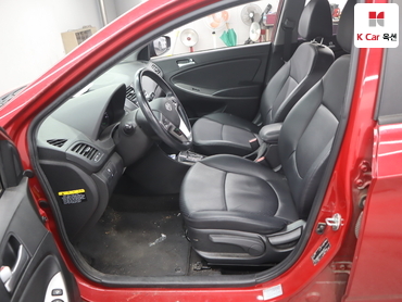2017 - hyundai accent
