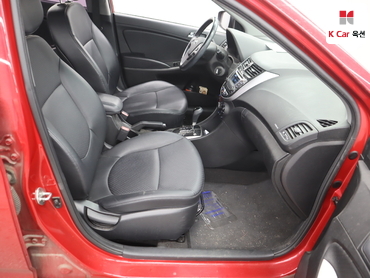 2017 - hyundai accent