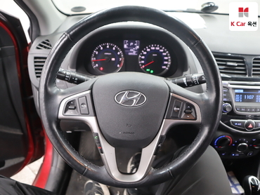 2017 - hyundai accent