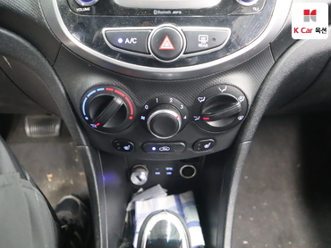 2017 - hyundai accent