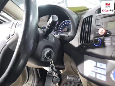 2010 - hyundai avante