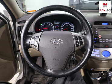 2010 - hyundai avante